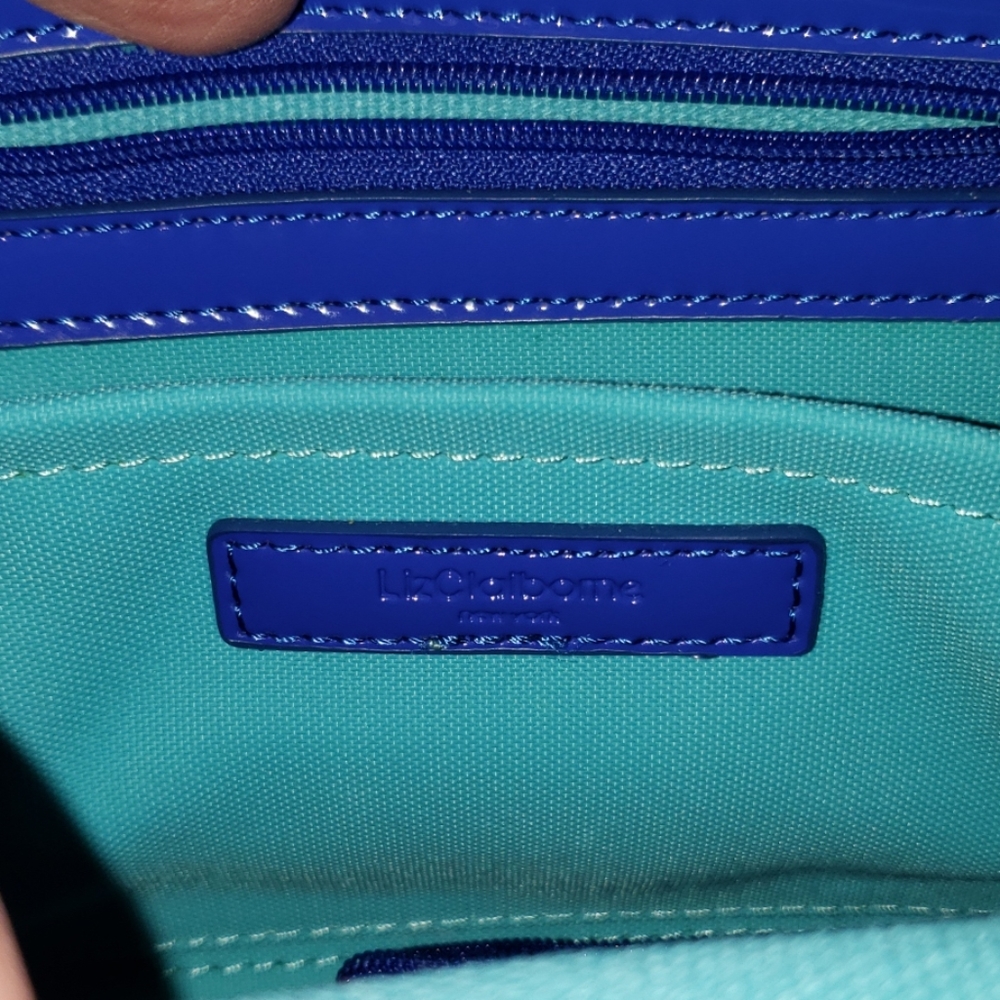 NWOT👜 Liz Claiborne Perfect & Pretty little Bag - Picture 6 of 8